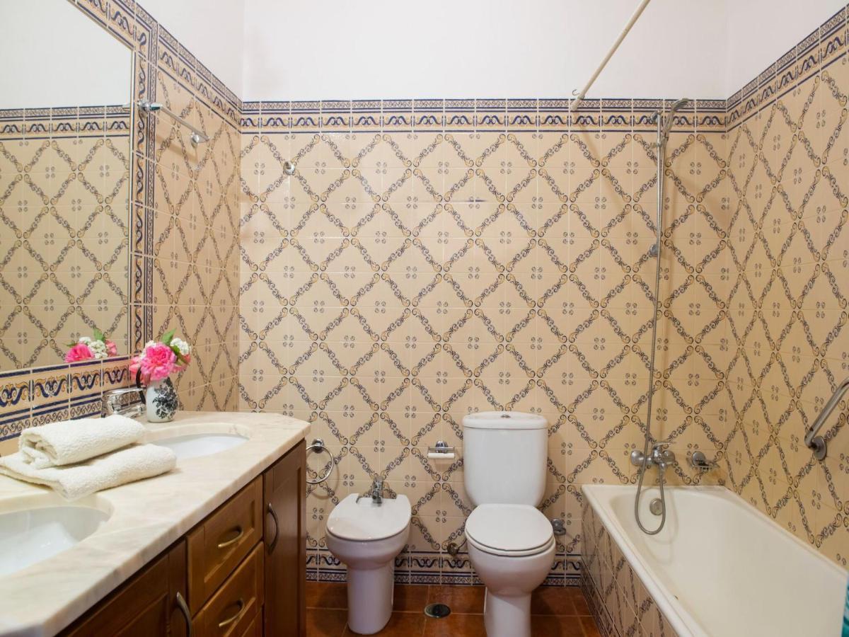 Вілла House With Authentic Tiling And Antique Furniture Монтемор-у-Нову Екстер'єр фото